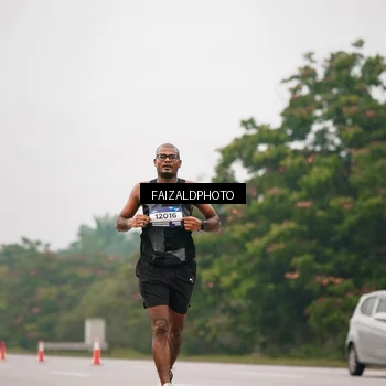 Runner Photo 7438506