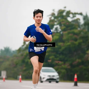Runner Photo 7438528