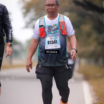Runner Photo 7438544