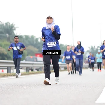Runner Photo 7438548