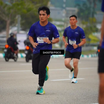 Runner Photo 7438554