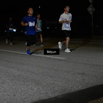 Runner Photo 7438559