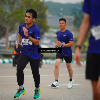 Runner Photo 7438601
