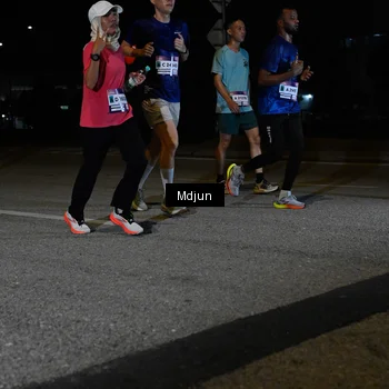 Runner Photo 7438604