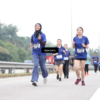 Runner Photo 7438615