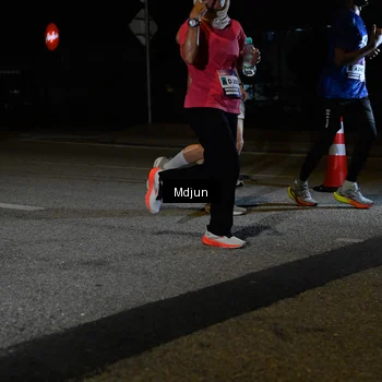Runner Photo 7438628