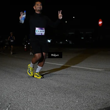 Runner Photo 7438648