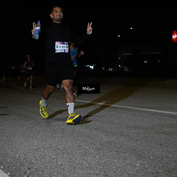 Runner Photo 7438649