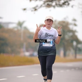 Runner Photo 7438652