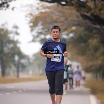 Runner Photo 7438682