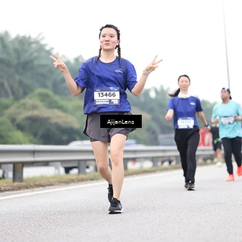 Runner Photo 7438685