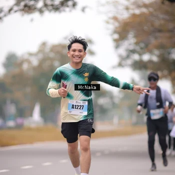 Runner Photo 7438691
