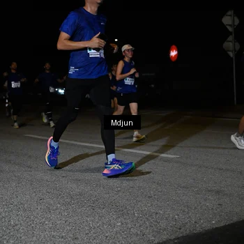 Runner Photo 7438701