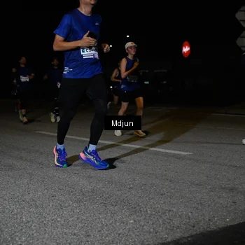 Runner Photo 7438703