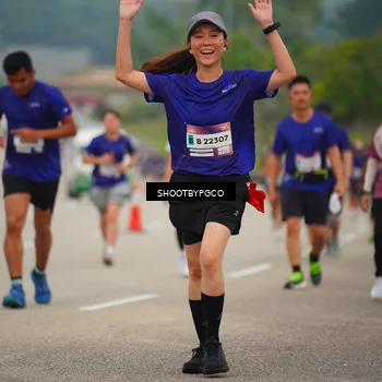Runner Photo 7438717