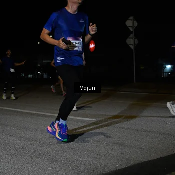 Runner Photo 7438719