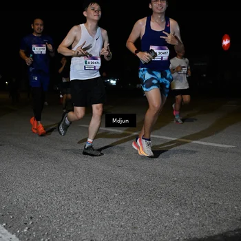 Runner Photo 7438734