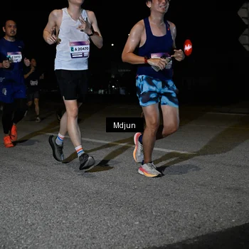 Runner Photo 7438741