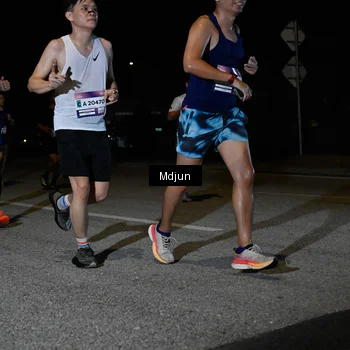 Runner Photo 7438742