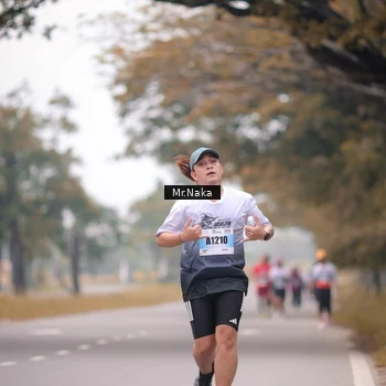 Runner Photo 7438744