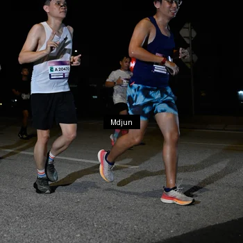 Runner Photo 7438747