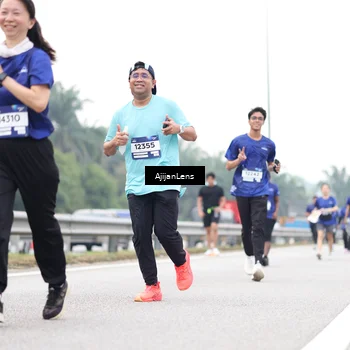 Runner Photo 7438748