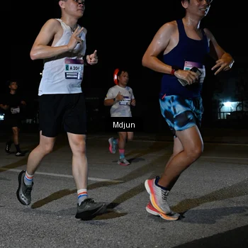 Runner Photo 7438749