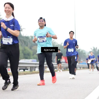 Runner Photo 7438759