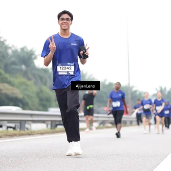 Runner Photo 7438764