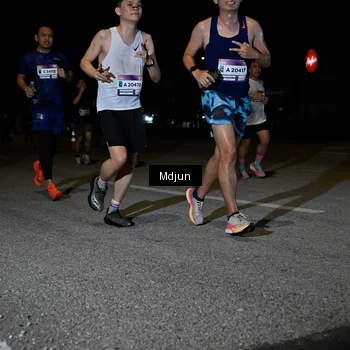 Runner Photo 7438775