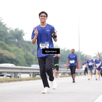 Runner Photo 7438783