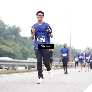 Runner Photo 7438794
