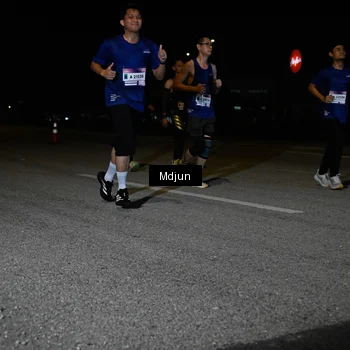 Runner Photo 7438821