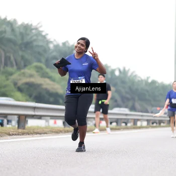 Runner Photo 7438822