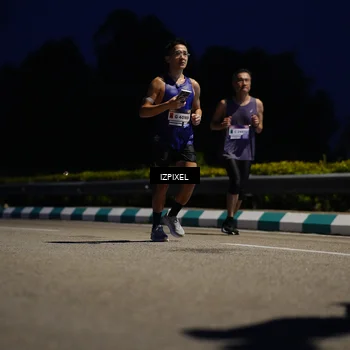 Runner Photo 7438823