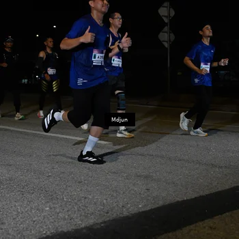 Runner Photo 7438835