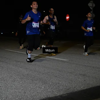Runner Photo 7438841