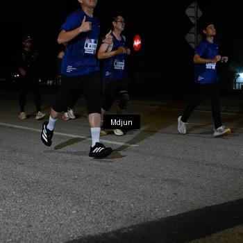 Runner Photo 7438843