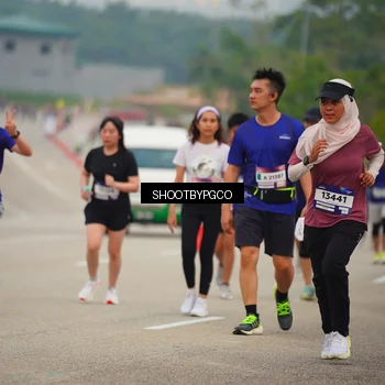 Runner Photo 7438845