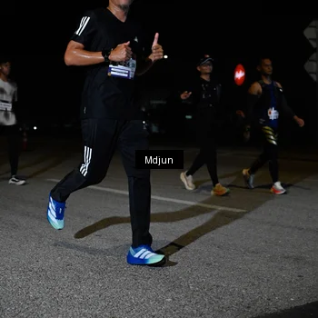 Runner Photo 7438849