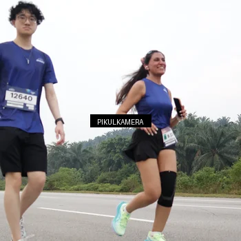 Runner Photo 7438857