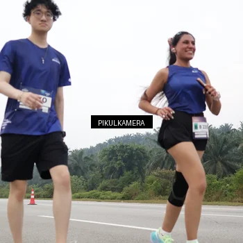 Runner Photo 7438863