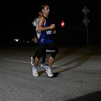 Runner Photo 7438872