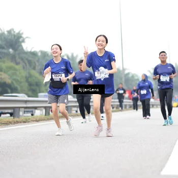 Runner Photo 7438877
