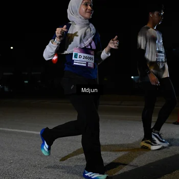 Runner Photo 7438884