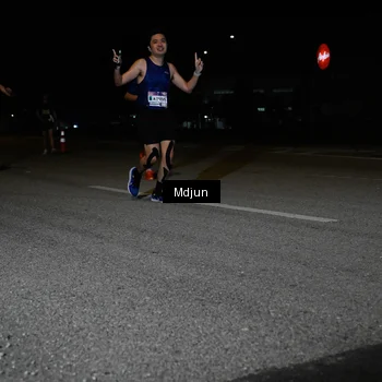 Runner Photo 7438898