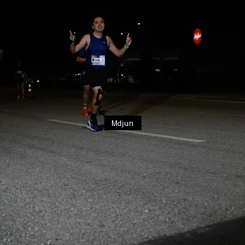Runner Photo 7438899