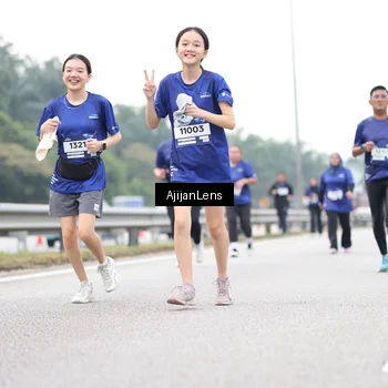 Runner Photo 7438903