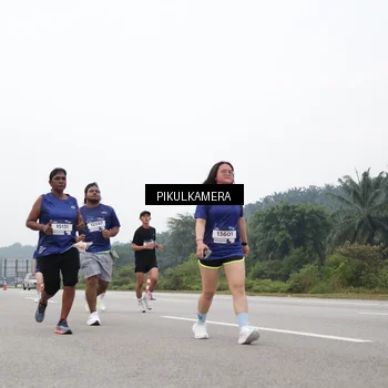 Runner Photo 7438904