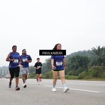 Runner Photo 7438914